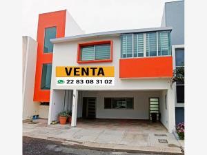 Casa en venta en Lomas del Sol, Alvarado, Veracruz de Ignacio de la Llave Casa en venta en Lomas del Sol, Alvarado, Veracruz de Ignacio de la Llave