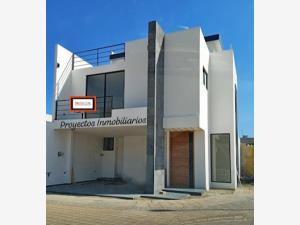Casa en venta en Santiago Mixquitla, San Pedro Cholula, Puebla Casa en venta en Santiago Mixquitla, San Pedro Cholula, Puebla