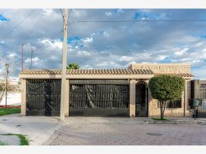 Casa en venta en Las Margaritas, Torreón, Coahuila de Zaragoza Casa en venta en Las Margaritas, Torreón, Coahuila de Zaragoza