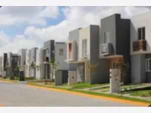 Casa en remate en Parques de Tesistán, Zapopan, Jalisco Casa en remate en Parques de Tesistán, Zapopan, Jalisco