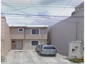 Casa en remate en Riberas del Contry, Guadalupe, Nuevo León Casa en remate en Riberas del Contry, Guadalupe, Nuevo León