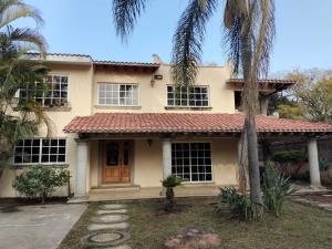 Casa en venta en Las Fincas, Jiutepec, Morelos Casa en venta en Las Fincas, Jiutepec, Morelos