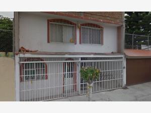 Casa en venta en Centro Residencial Celaya, Celaya, Guanajuato Casa en venta en Centro Residencial Celaya, Celaya, Guanajuato