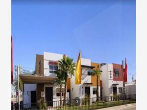 Casa en remate en Residencial Barcelona, Mexicali, Baja California Casa en remate en Residencial Barcelona, Mexicali, Baja California