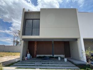Casa en venta en Valle Imperial, Zapopan, Jalisco Casa en venta en Valle Imperial, Zapopan, Jalisco