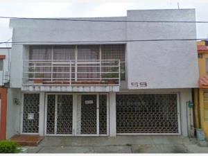 Casa en venta en Arcos del Alba, Cuautitlán Izcalli, México Casa en venta en Arcos del Alba, Cuautitlán Izcalli, México