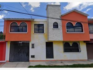 Casa en venta en Real de Minas, Pachuca de Soto, Hidalgo Casa en venta en Real de Minas, Pachuca de Soto, Hidalgo