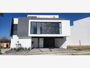 Casa en venta en Lomas de Angelópolis, San Andrés Cholula, Puebla Casa en venta en Lomas de Angelópolis, San Andrés Cholula, Puebla
