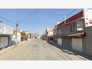 Casa en venta en Jardines de Casa Nueva, Ecatepec de Morelos, México Casa en venta en Jardines de Casa Nueva, Ecatepec de Morelos, México