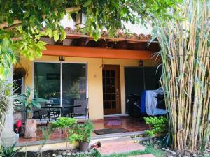 Casa en venta en Chamilpa, Cuernavaca, Morelos Casa en venta en Chamilpa, Cuernavaca, Morelos