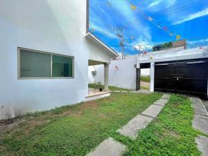 Casa en venta en Burgos, Temixco, Morelos Casa en venta en Burgos, Temixco, Morelos