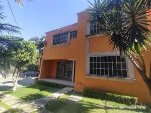 Casa en venta en Junto al Río, Temixco, Morelos Casa en venta en Junto al Río, Temixco, Morelos