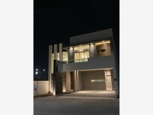 Casa en venta en Los Viñedos, Torreón, Coahuila de Zaragoza Casa en venta en Los Viñedos, Torreón, Coahuila de Zaragoza