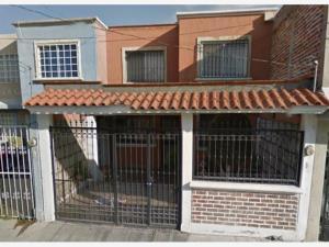 Casa en remate en Bosques de la Alameda, Celaya, Guanajuato Casa en remate en Bosques de la Alameda, Celaya, Guanajuato