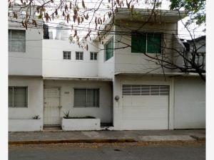 Casa en venta en Astilleros de Veracruz, Veracruz, Veracruz de Ignacio de la Llave Casa en venta en Astilleros de Veracruz, Veracruz, Veracruz de Ignacio de la Llave