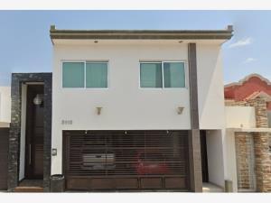 Casa en venta en 4 de Marzo, Culiacán, Sinaloa Casa en venta en 4 de Marzo, Culiacán, Sinaloa