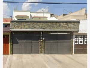 Casa en remate en Valle de Aragon, Nezahualcóyotl, México Casa en remate en Valle de Aragon, Nezahualcóyotl, México