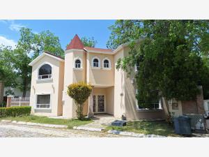 Casa en venta en San Alberto, Saltillo, Coahuila de Zaragoza Casa en venta en San Alberto, Saltillo, Coahuila de Zaragoza