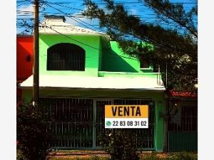 Casa en venta en Los Pinos, Veracruz, Veracruz de Ignacio de la Llave Casa en venta en Los Pinos, Veracruz, Veracruz de Ignacio de la Llave