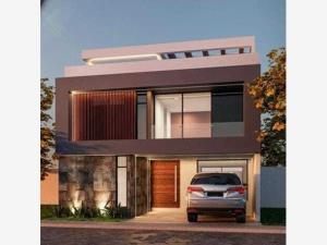 Casa en venta en Santa Clara Ocoyucan, Ocoyucan, Puebla Casa en venta en Santa Clara Ocoyucan, Ocoyucan, Puebla