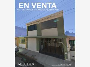Casa en venta en Del Parque, Salamanca, Guanajuato Casa en venta en Del Parque, Salamanca, Guanajuato