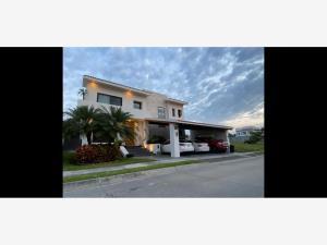 Casa en venta en Paraíso Country Club, Emiliano Zapata, Morelos Casa en venta en Paraíso Country Club, Emiliano Zapata, Morelos