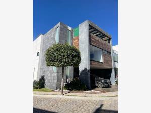 Casa en renta en Lomas de Angelópolis, San Andrés Cholula, Puebla Casa en renta en Lomas de Angelópolis, San Andrés Cholula, Puebla