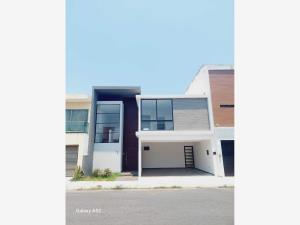 Casa en venta en Lomas del Sol, Alvarado, Veracruz de Ignacio de la Llave Casa en venta en Lomas del Sol, Alvarado, Veracruz de Ignacio de la Llave
