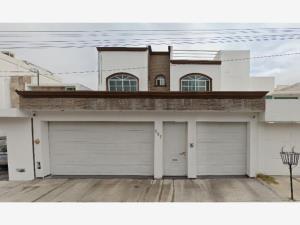 Casa en remate en Colinas del Cimatario, Querétaro, Querétaro Casa en remate en Colinas del Cimatario, Querétaro, Querétaro