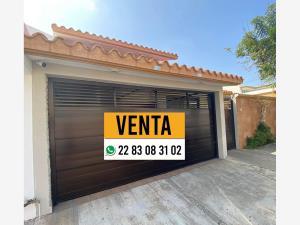 Casa en venta en Costa de Oro, Boca del Río, Veracruz de Ignacio de la Llave Casa en venta en Costa de Oro, Boca del Río, Veracruz de Ignacio de la Llave