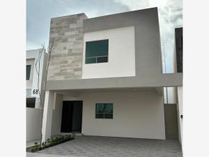 Casa en venta en Los Viñedos, Torreón, Coahuila de Zaragoza Casa en venta en Los Viñedos, Torreón, Coahuila de Zaragoza