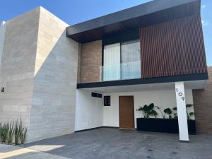 Casa en venta en Porta Fontana, León, Guanajuato Casa en venta en Porta Fontana, León, Guanajuato