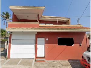 Casa en venta en Pocitos y Rivera, Veracruz, Veracruz de Ignacio de la Llave Casa en venta en Pocitos y Rivera, Veracruz, Veracruz de Ignacio de la Llave