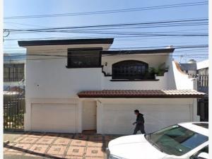 Casa en remate en Las Aguilas, Zapopan, Jalisco Casa en remate en Las Aguilas, Zapopan, Jalisco