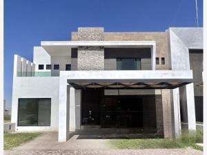 Casa en venta en Altozano la Nueva Laguna, Gómez Palacio, Durango Casa en venta en Altozano la Nueva Laguna, Gómez Palacio, Durango