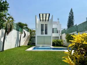 Casa en venta en Pedregal de Oaxtepec, Yautepec, Morelos Casa en venta en Pedregal de Oaxtepec, Yautepec, Morelos