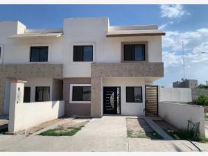 Casa en venta en Quintas del Desierto II, Gómez Palacio, Durango Casa en venta en Quintas del Desierto II, Gómez Palacio, Durango