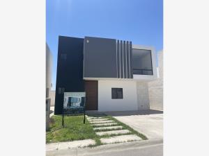 Casa en venta en Los Olivos, Gómez Palacio, Durango Casa en venta en Los Olivos, Gómez Palacio, Durango