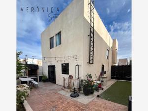 Casa en venta en Jardines de Santa Clara, Juárez, Chihuahua Casa en venta en Jardines de Santa Clara, Juárez, Chihuahua