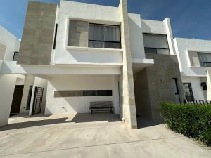 Casa en venta en Los Viñedos, Torreón, Coahuila de Zaragoza Casa en venta en Los Viñedos, Torreón, Coahuila de Zaragoza