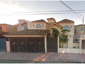 Casa en remate en Otay Universidad, Tijuana, Baja California Casa en remate en Otay Universidad, Tijuana, Baja California