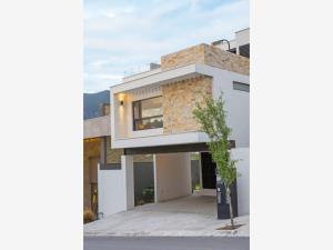 Casa en venta en Moretta, Monterrey, Nuevo León Casa en venta en Moretta, Monterrey, Nuevo León