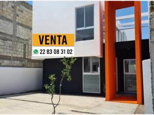 Casa en venta en Lomas de la Rioja, Alvarado, Veracruz de Ignacio de la Llave Casa en venta en Lomas de la Rioja, Alvarado, Veracruz de Ignacio de la Llave