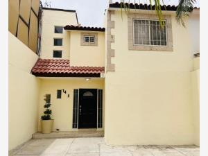 Casa en venta en Residencial Palma Real, Torreón, Coahuila de Zaragoza Casa en venta en Residencial Palma Real, Torreón, Coahuila de Zaragoza