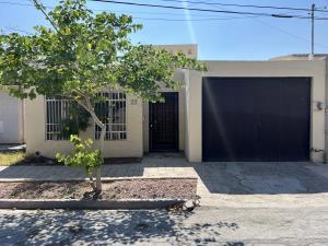 Casa en venta en Torreon Jardin, Torreón, Coahuila de Zaragoza Casa en venta en Torreon Jardin, Torreón, Coahuila de Zaragoza