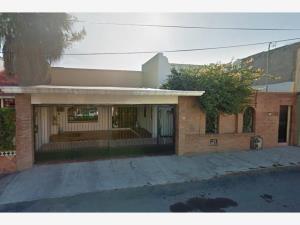 Casa en venta en Los Doctores, Saltillo, Coahuila de Zaragoza Casa en venta en Los Doctores, Saltillo, Coahuila de Zaragoza