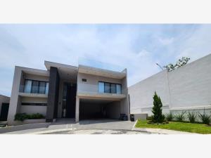 Casa en venta en Bosques de las Misiones, Santiago, Nuevo León Casa en venta en Bosques de las Misiones, Santiago, Nuevo León