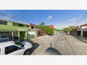 Casa en remate en Emilio Portes Gil, Mérida, Yucatán Casa en remate en Emilio Portes Gil, Mérida, Yucatán