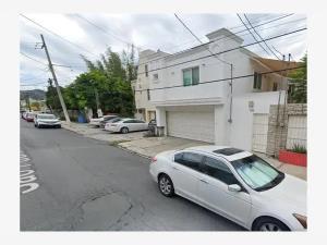 Casa en venta en Altavista, Monterrey, Nuevo León Casa en venta en Altavista, Monterrey, Nuevo León