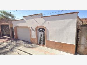 Casa en venta en Celaya Centro, Celaya, Guanajuato Casa en venta en Celaya Centro, Celaya, Guanajuato